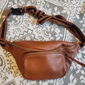 Universal Thread Fanny Pack Shoulder Bag